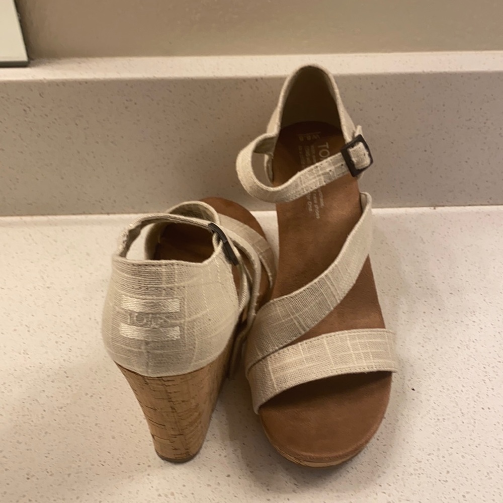 Tom’s Wedge Sandles